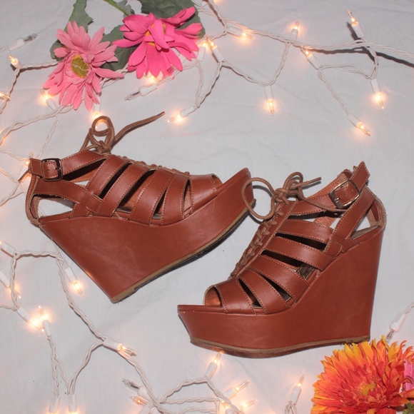 BAMBOO Shoes - BAMBOO Strappy Lace Up Wedges